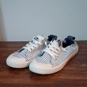 Magellan Outdoors White and Blue Striped Sneakers
